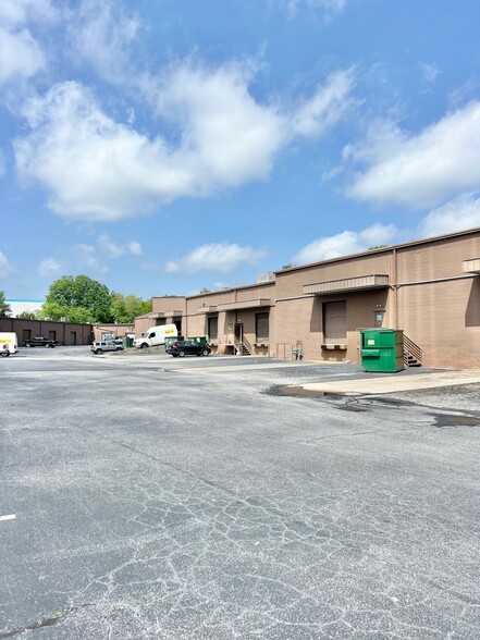 2300 W Park Place Blvd, Stone Mountain, GA for lease - Building Photo - Image 3 of 9