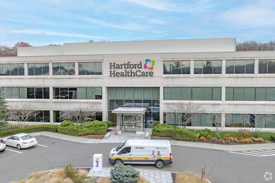 60 Danbury Rd, Wilton, CT for sale - Building Photo - Image 1 of 1