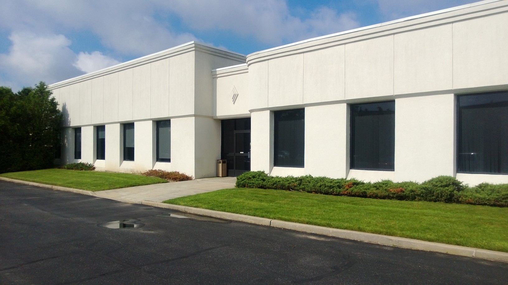 120 Commerce Dr, Hauppauge, NY 11788 - Crown Atrium | LoopNet.com