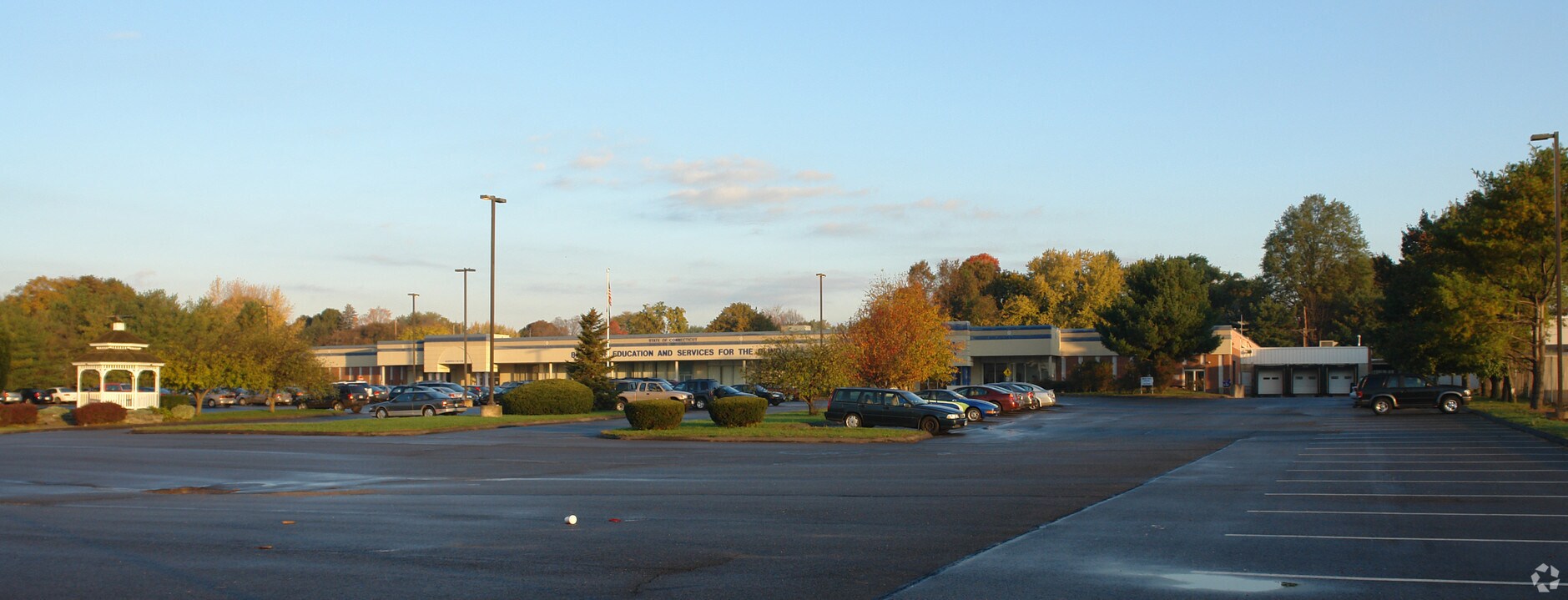 184 Windsor Ave, Windsor, CT 06095