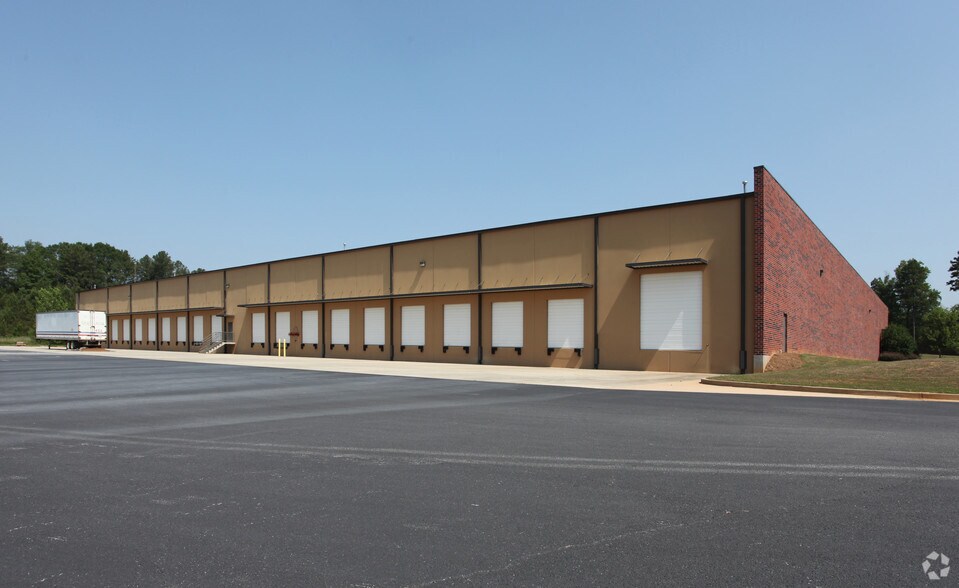 15160 Prater Dr, Covington, GA for sale - Primary Photo - Image 1 of 1