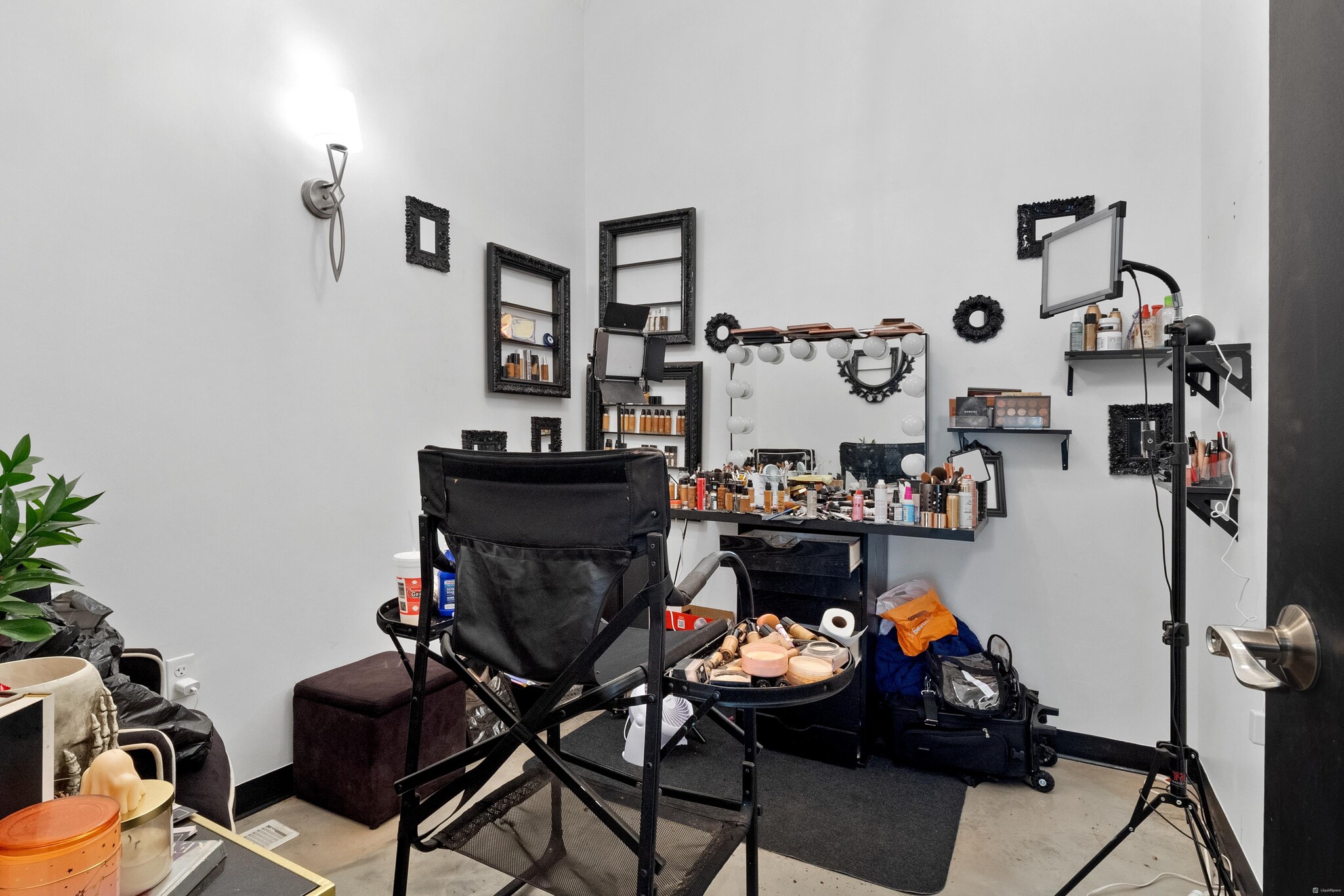 7185 Manchester Rd, Maplewood, MO for lease Interior Photo- Image 1 of 2