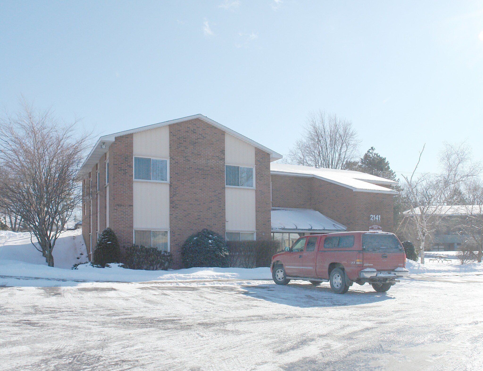 2141 Eastern Pky, Schenectady, NY for sale Primary Photo- Image 1 of 1