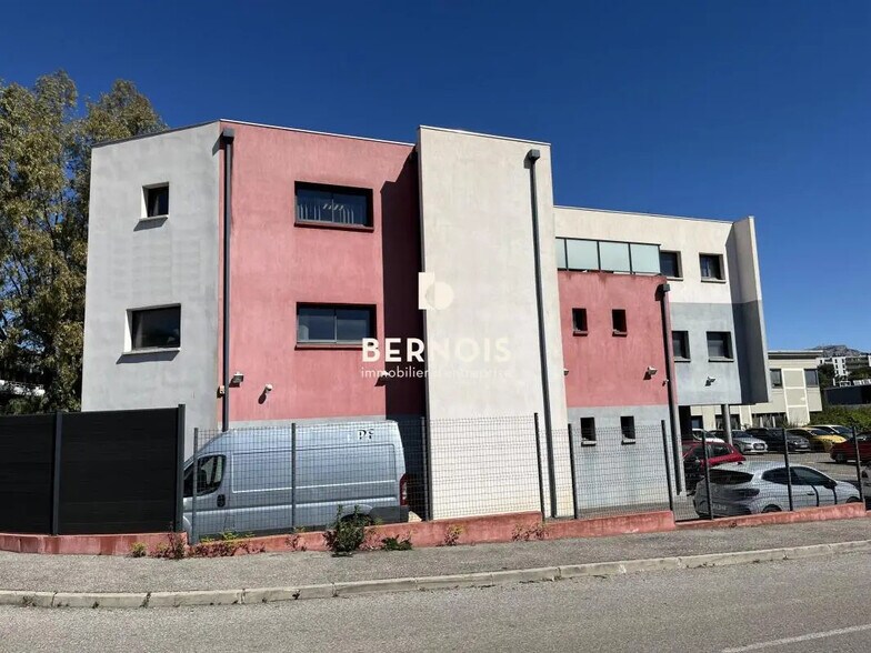 Office in La Seyne-sur-Mer for sale - Building Photo - Image 2 of 10