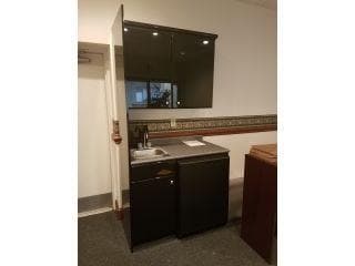 1452 4th Ave, Huntington, WV for lease - Interior Photo - Image 2 of 21
