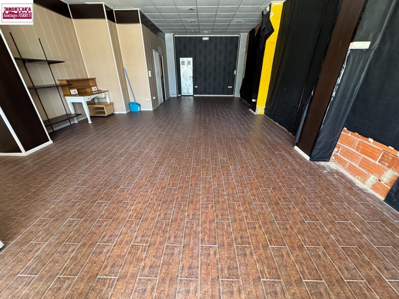 Retail in València, Valencia for lease - Building Photo - Image 3 of 5