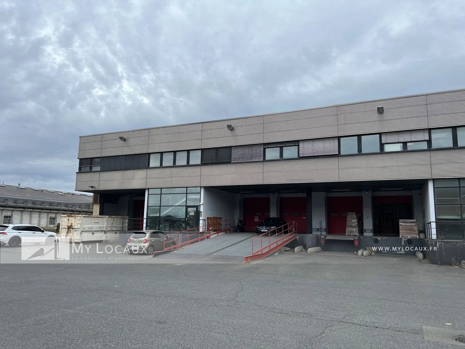 Industrial in Gennevilliers for lease Building Photo- Image 1 of 7