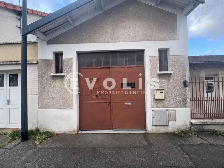 Industrial in Maisons-Alfort for sale - Building Photo - Image 1 of 17