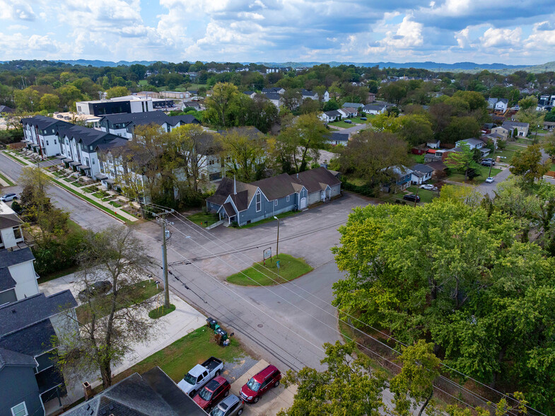 623 Vernon Ave, Nashville, TN for sale - Building Photo - Image 3 of 6