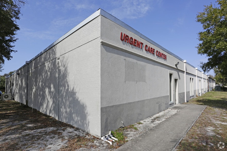 315 75th St W, Bradenton, FL for lease - Building Photo - Image 2 of 6
