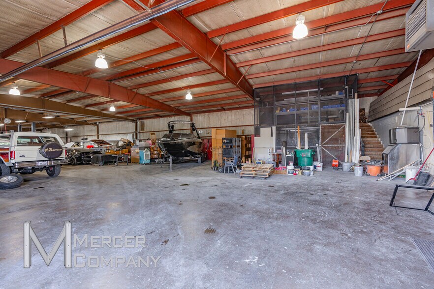 6917 Russell Curry Rd, Arlington, TX for lease - Interior Photo - Image 2 of 5