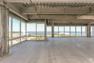 833 E Michigan St, Milwaukee, WI for lease Interior Photo- Image 2 of 10