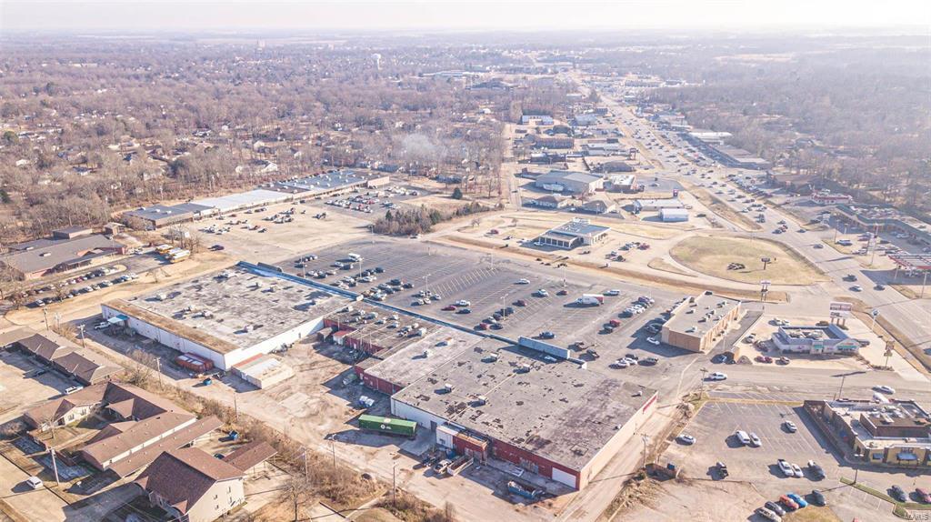 2126-2160 N Westwood Blvd, Poplar Bluff, MO for sale Building Photo- Image 1 of 1