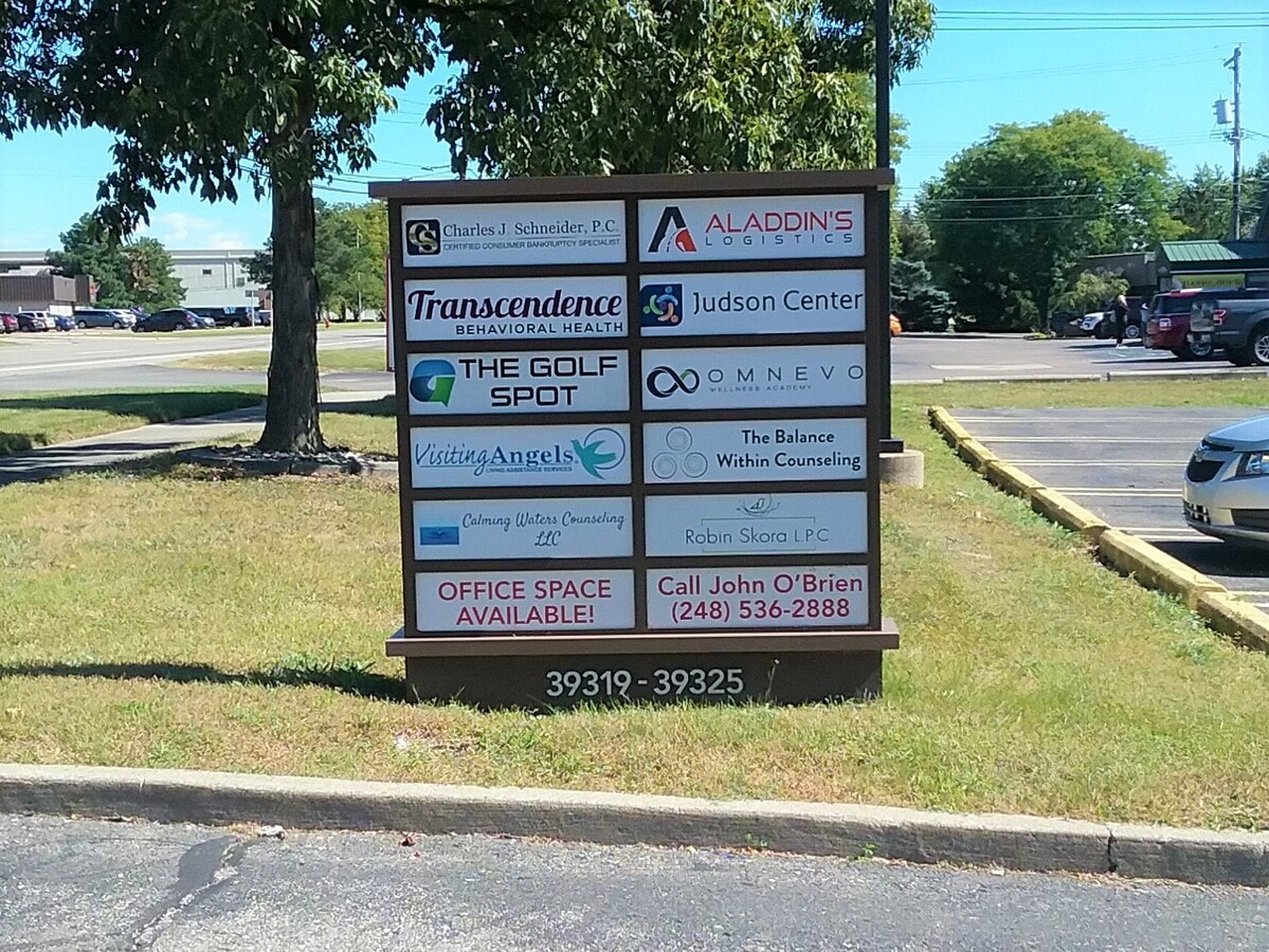 39325 Plymouth Rd, Livonia, MI 48150 Office for Lease