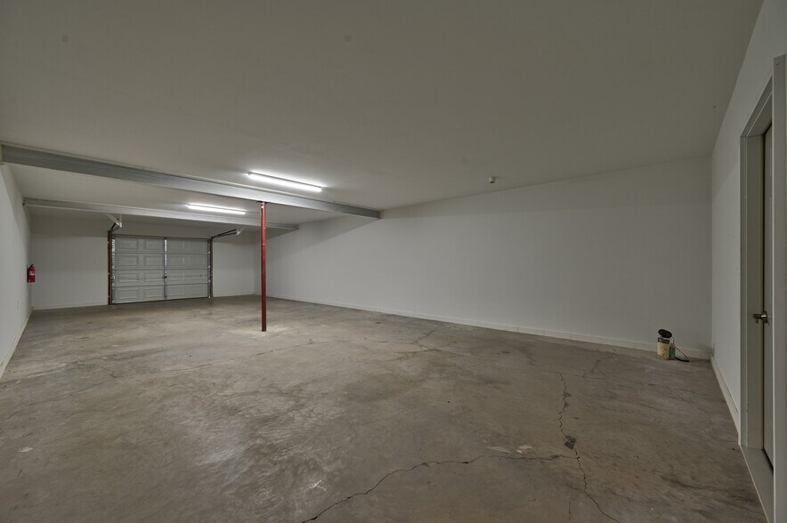 11001 Anthony Hwy, Waynesboro, PA for lease - Building Photo - Image 3 of 6