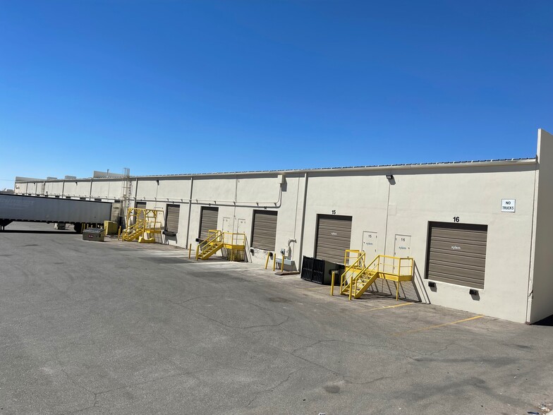 11405 Rojas Dr, El Paso, TX for lease - Building Photo - Image 2 of 5