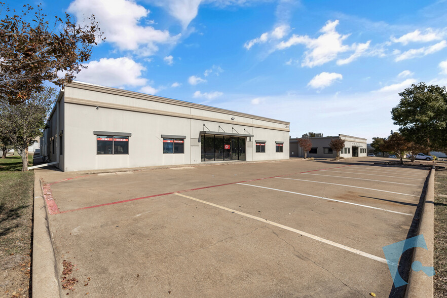 2870 Exchange Blvd, Southlake, TX for lease - Building Photo - Image 3 of 9