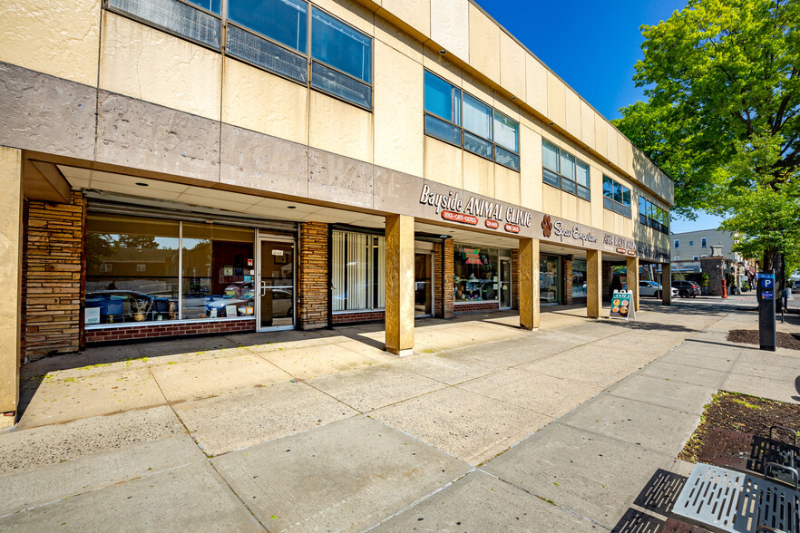 3641-3651 Bell Blvd, Bayside, NY for lease - Building Photo - Image 3 of 8