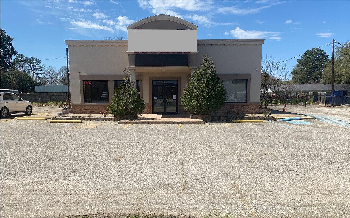 124 South Dr, Natchitoches, LA 71457