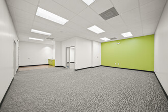 13020 Yukon Ave, Hawthorne, CA for lease Interior Photo- Image 2 of 9