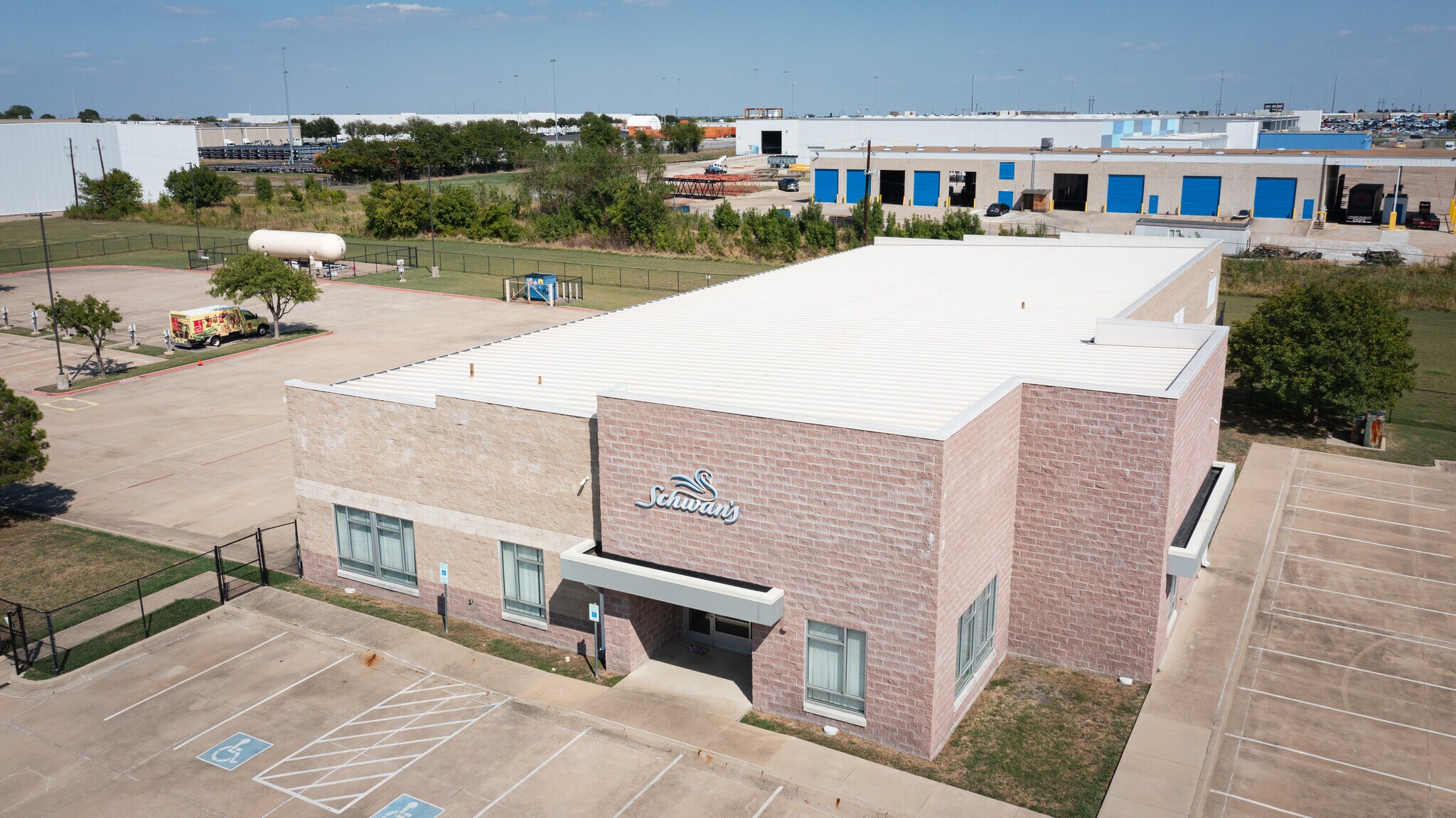 5000 Catron Dr, Dallas, TX for sale Building Photo- Image 1 of 1