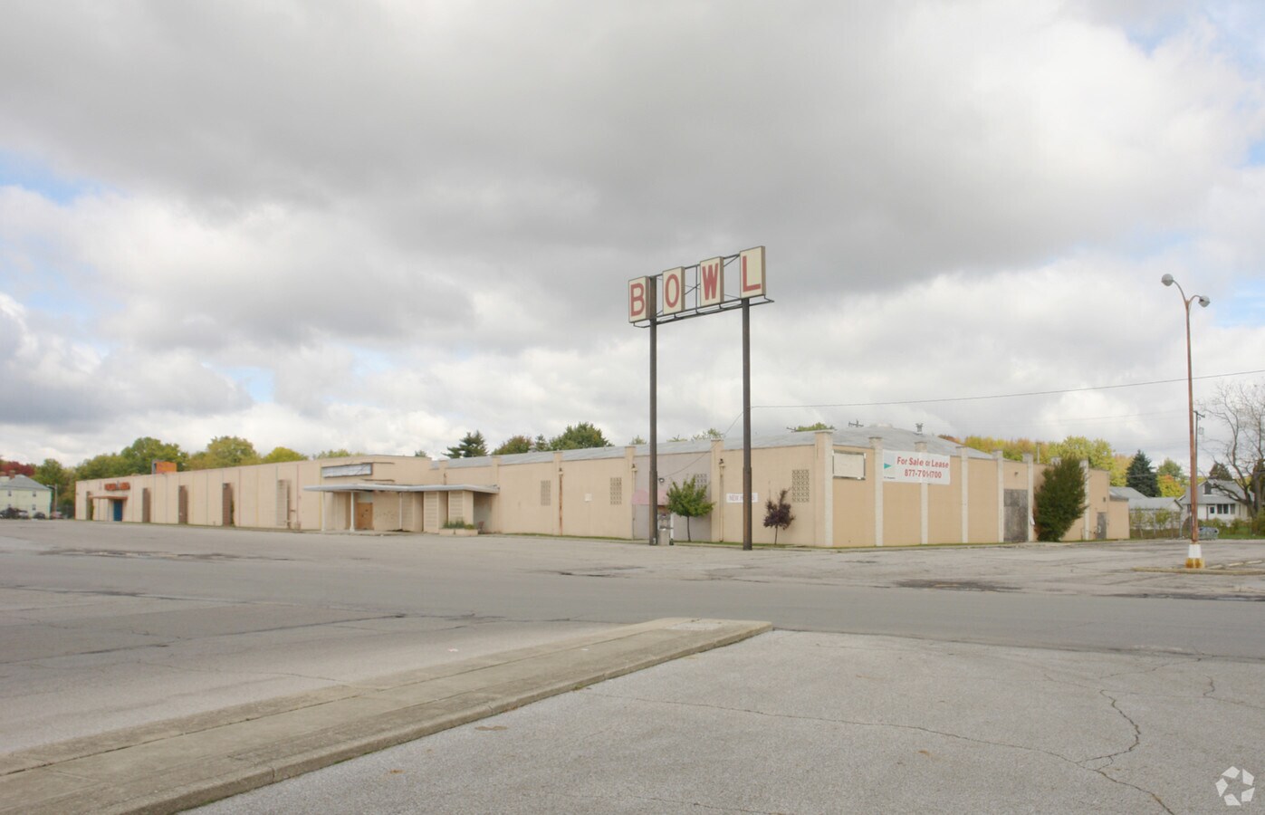 35253529 Cleveland Ave, Columbus, OH 43224