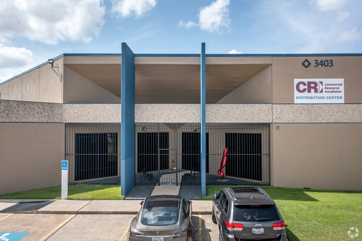 3401 Navigation Blvd, Houston, TX for lease Building Photo- Image 1 of 7