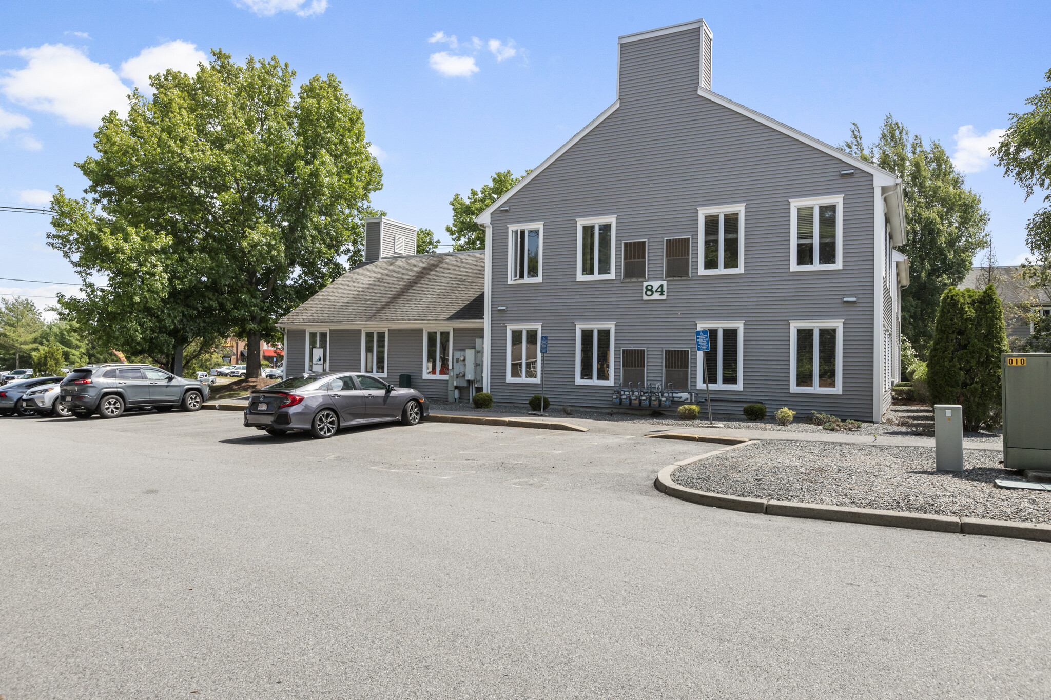 84 Faunce Corner Mall Rd, Dartmouth, MA for sale Building Photo- Image 1 of 1