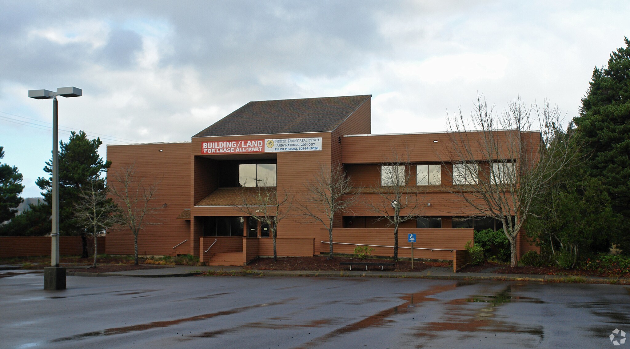 180 Hwy 101, Reedsport, OR for sale Primary Photo- Image 1 of 1