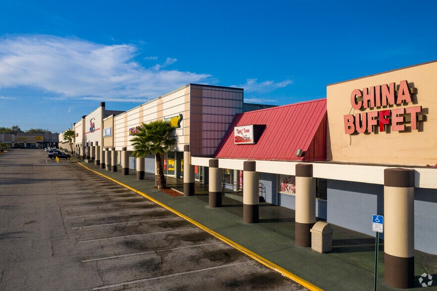 921995 E Memorial Blvd, Lakeland, FL 33801 Lakeland Town Center