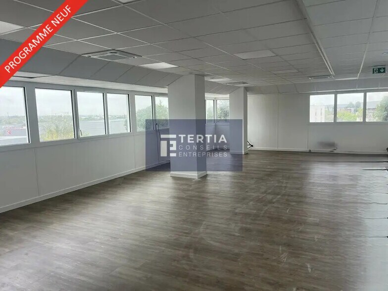 Office in Montpellier for lease - Building Photo - Image 3 of 10