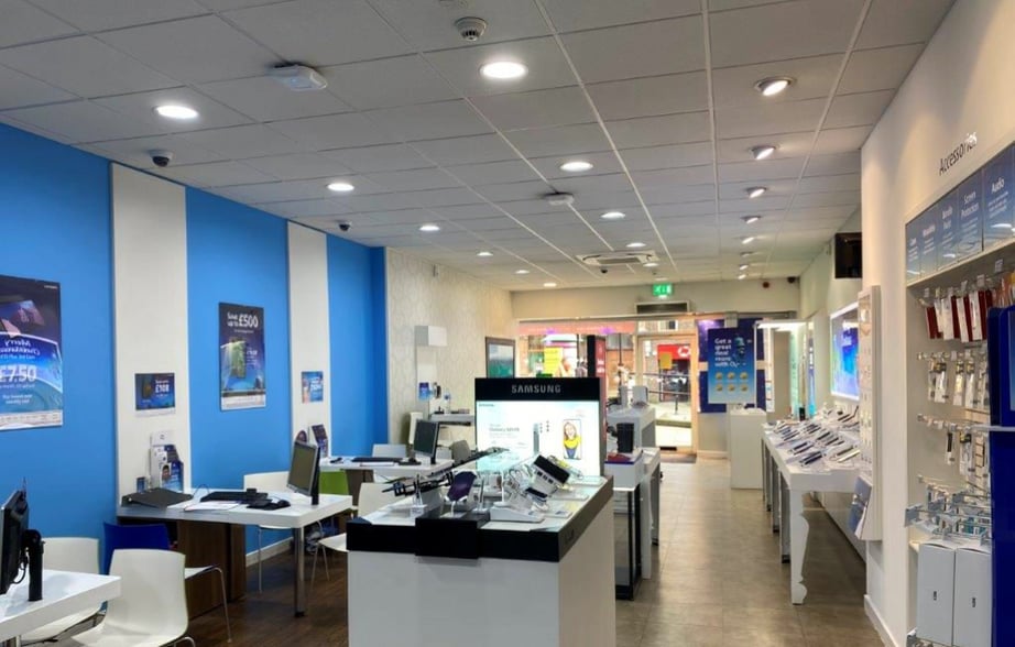 2A Market St, Wellingborough for sale - Interior Photo - Image 2 of 4