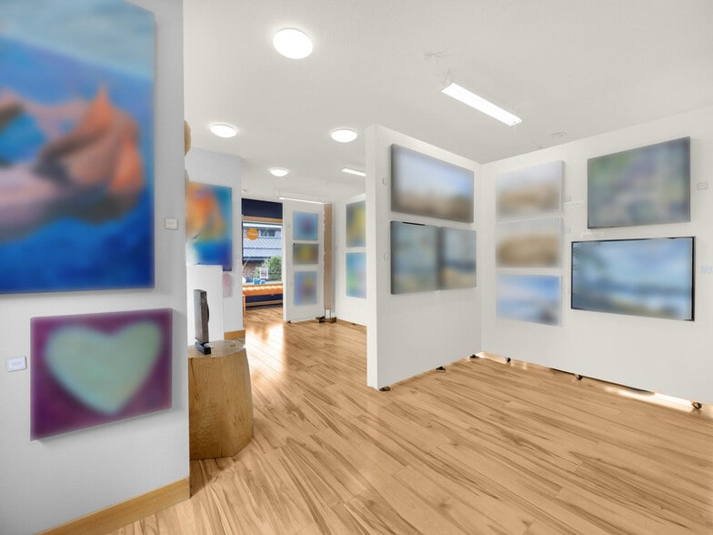 107 Sunset Blvd, Cannon Beach, OR for sale - Interior Photo - Image 2 of 23