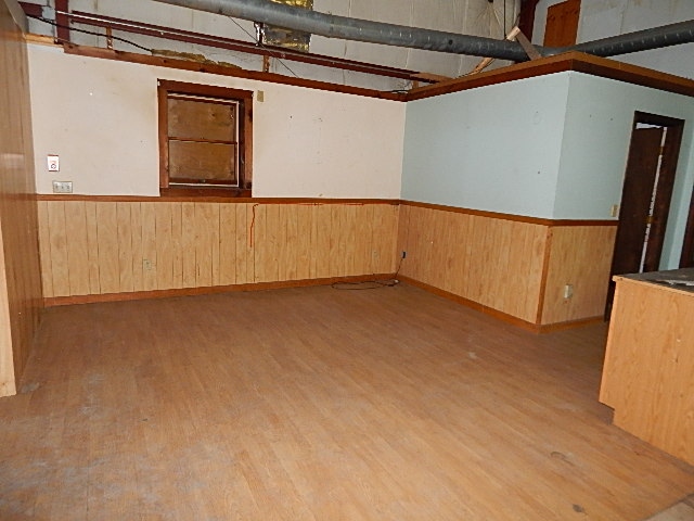 25 New Athol Rd, Orange, MA for lease - Interior Photo - Image 3 of 27