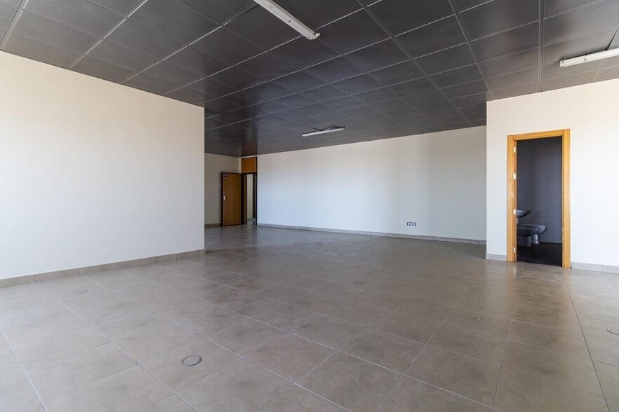 Office in El Ejido, Almería for sale - Building Photo - Image 2 of 19