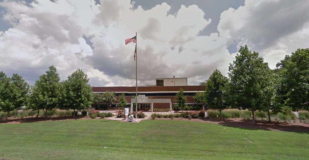 200 Newton Bridge Rd, Athens, GA for sale - Primary Photo - Image 1 of 1