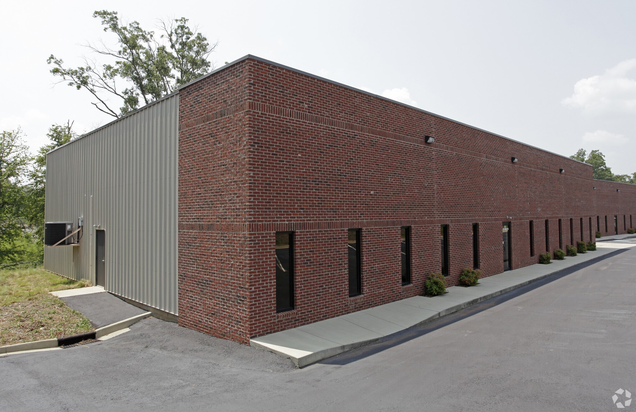 Flex in Greer, SC for sale Primary Photo- Image 1 of 1