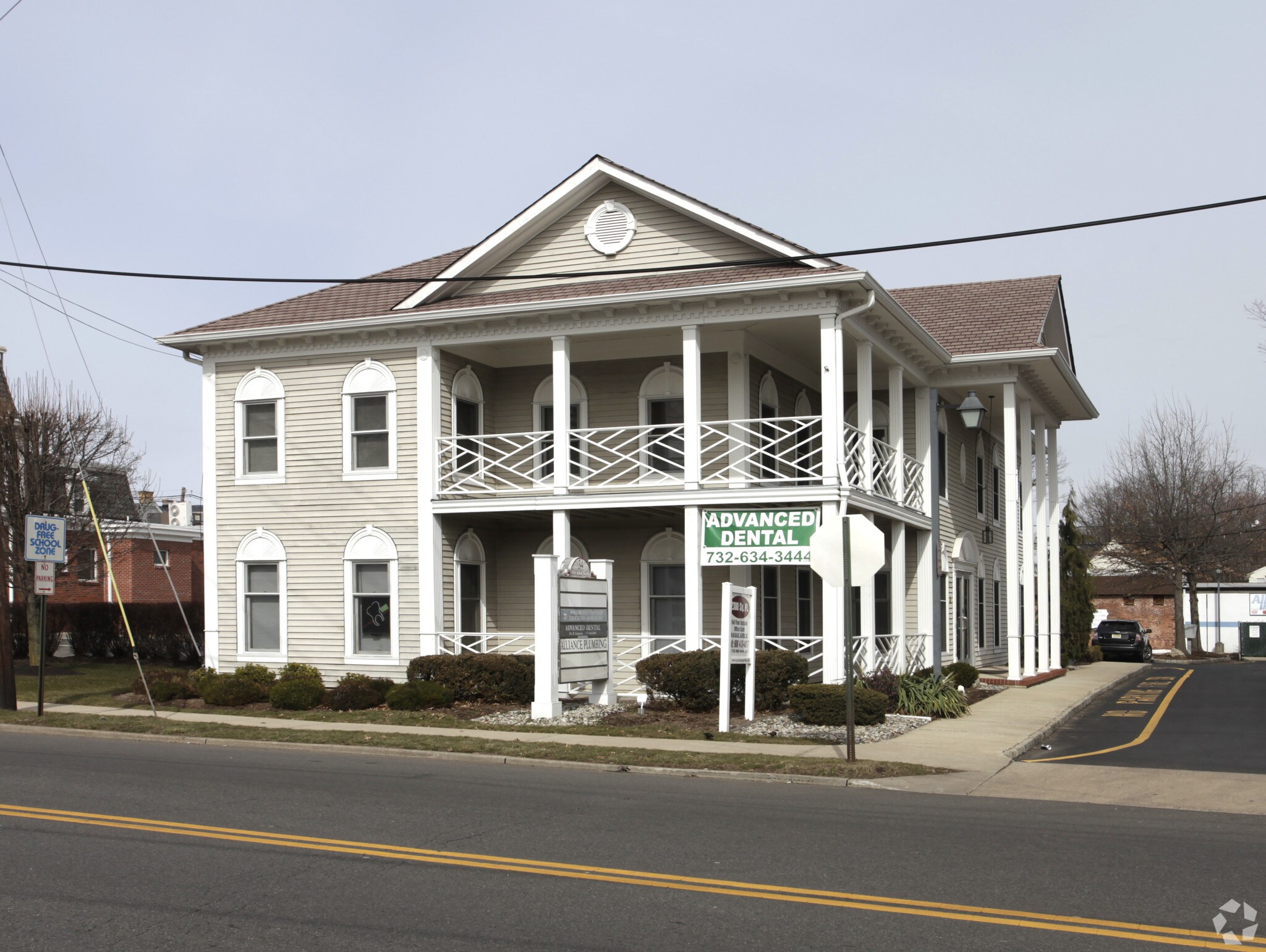 34 Green St, Woodbridge, NJ 07095 Office for Lease