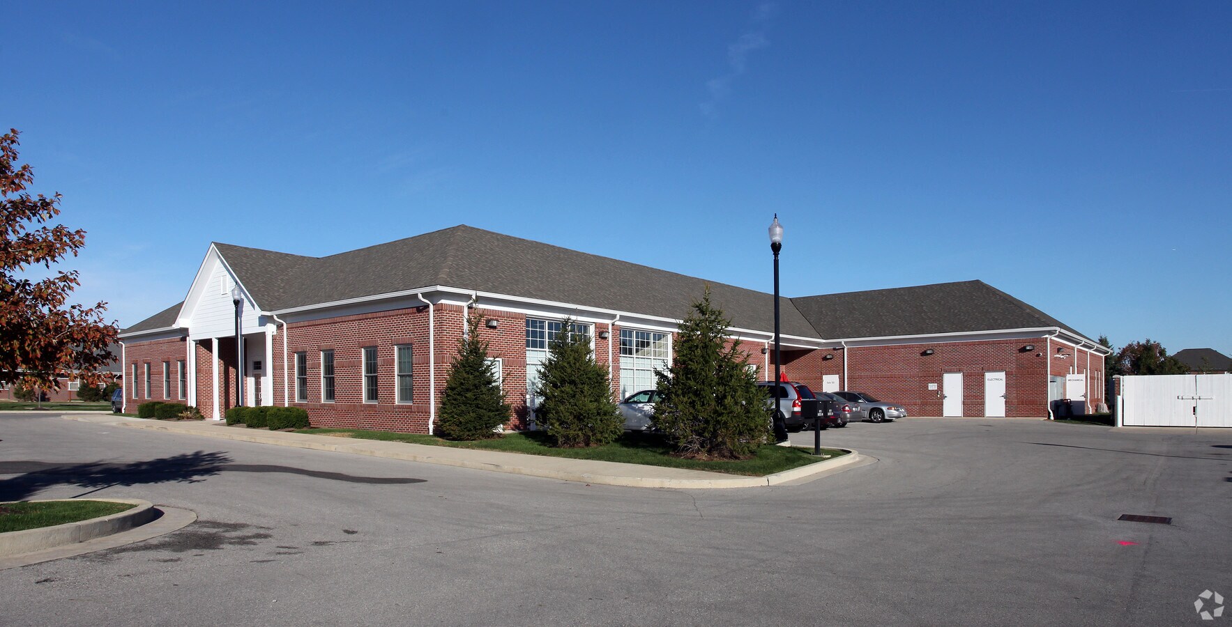 8315-e-56th-st-indianapolis-in-46216-loopnet