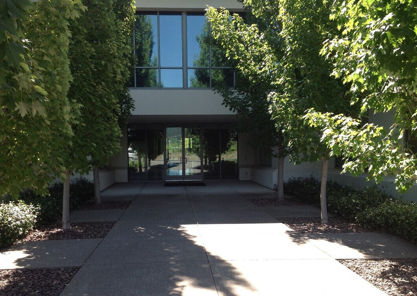 899 Adams St, Saint Helena, CA for lease - Building Photo - Image 3 of 26