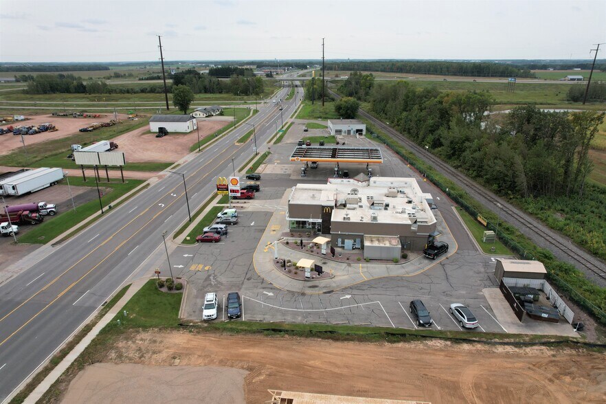 601 S 4th St, Abbotsford, WI for sale - Building Photo - Image 1 of 1