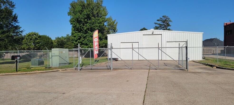 410 Beach Walk Blvd, Conroe, TX for sale - Building Photo - Image 1 of 1