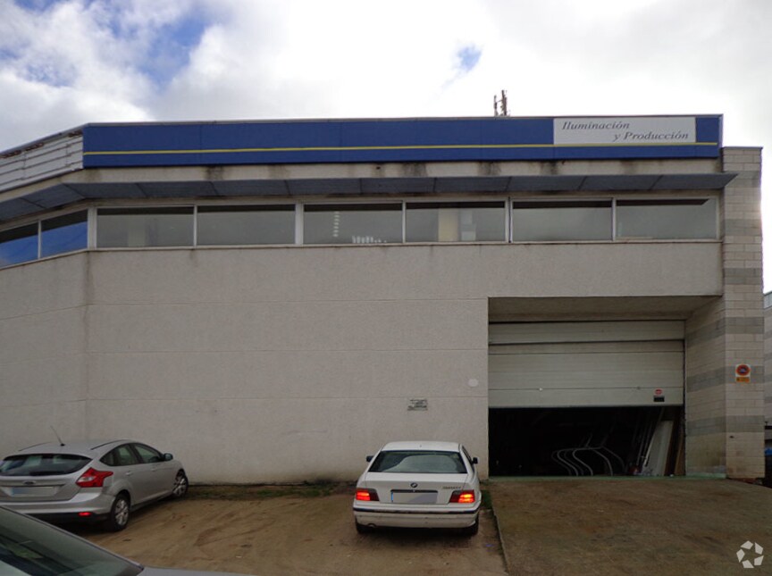 Calle Carpinteros, 15, Villaviciosa de Odón, Madrid for sale Primary Photo- Image 1 of 1