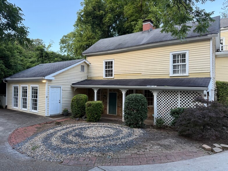 1014 Canton St, Roswell, GA for sale - Building Photo - Image 3 of 19