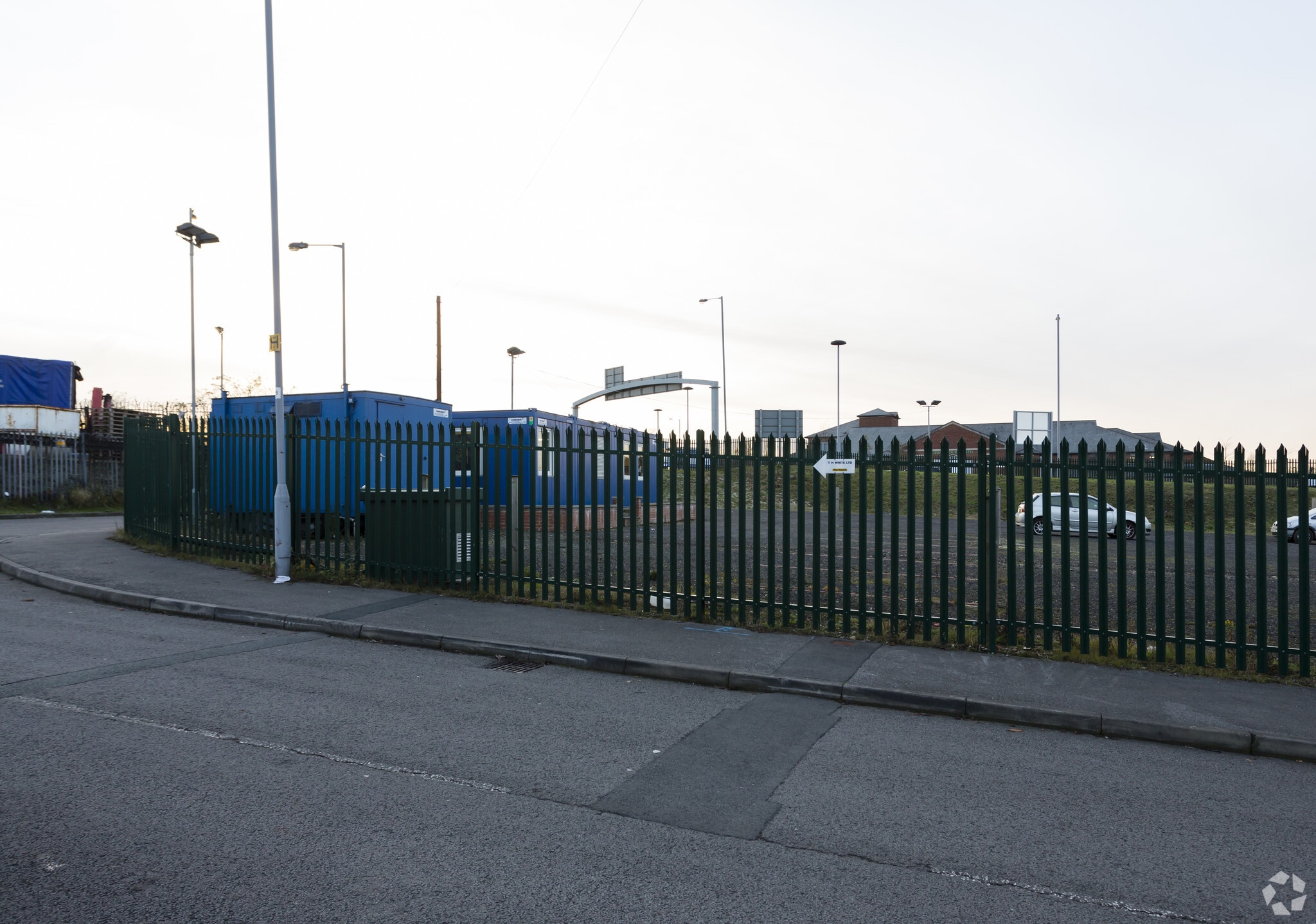 11 Trevor Foster Way, Bradford for sale Primary Photo- Image 1 of 1