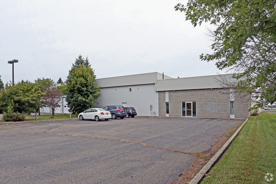 200 Commerce St, Ottawa, ON for lease - Primary Photo - Image 1 of 4