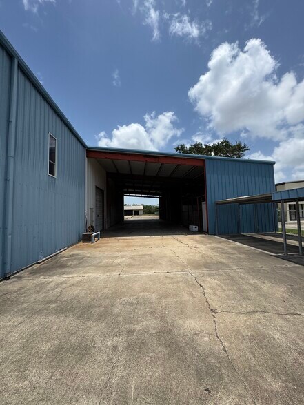 2038 Saratoga Blvd, Corpus Christi, TX for lease - Building Photo - Image 3 of 58