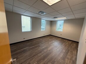 4300 N Central Expy, Dallas, TX for lease Interior Photo- Image 2 of 4