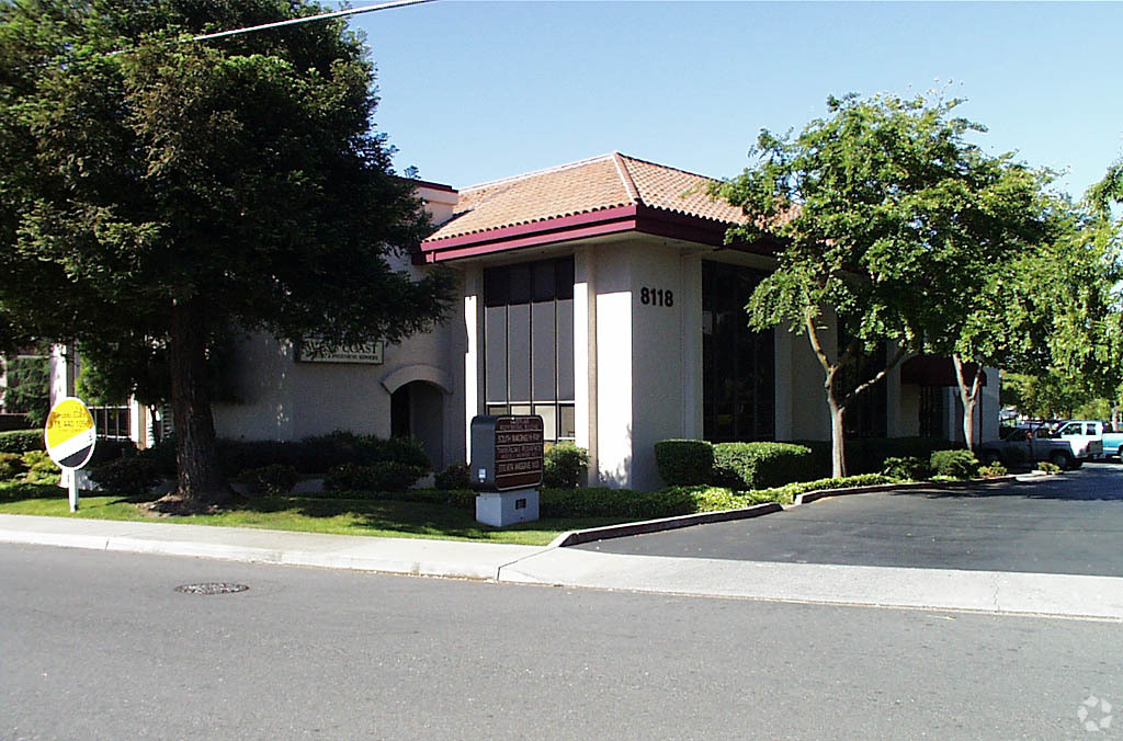 8118 Timberlake Way, Sacramento, CA for sale Primary Photo- Image 1 of 3