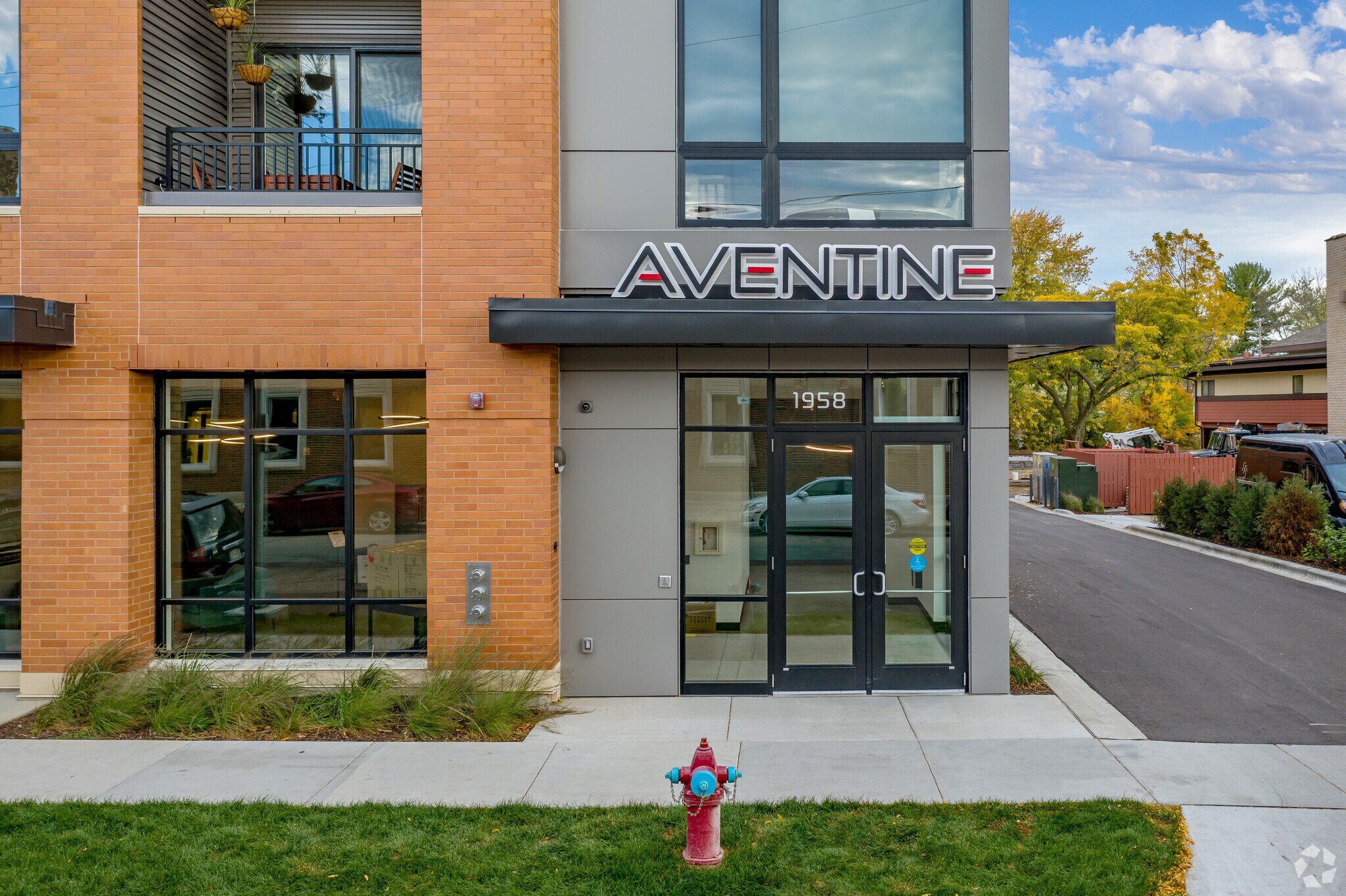 1958 Atwood Ave, Madison, WI 53704 Aventine